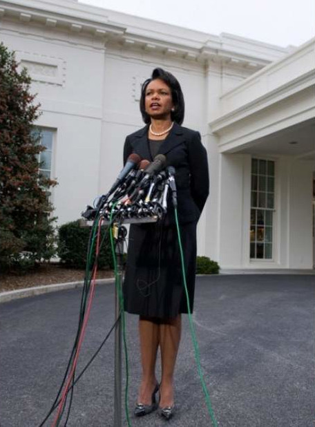 Condoleezza Rice speaking at a press conference