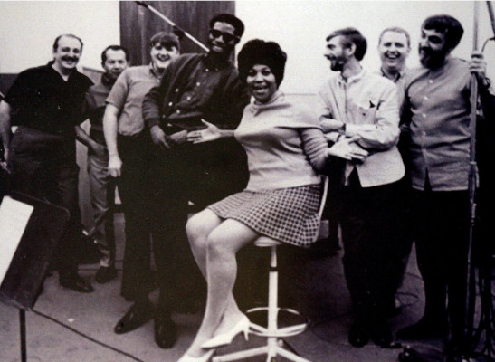 Aretha Franklin in the recording studio with the FAME team