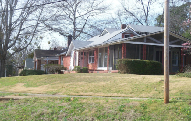 Louis Persley Home on Clark Avenue